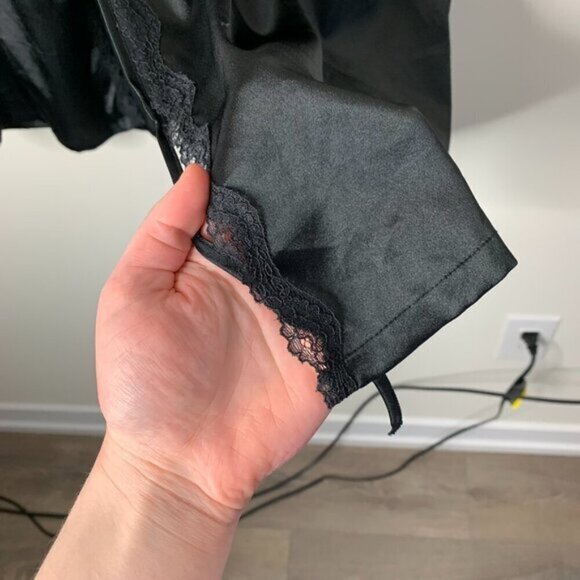 Victoria's Secret Women's Satin Lace lingerie Robe Black Size Small Y2k 2000s - Picture 4 of 9